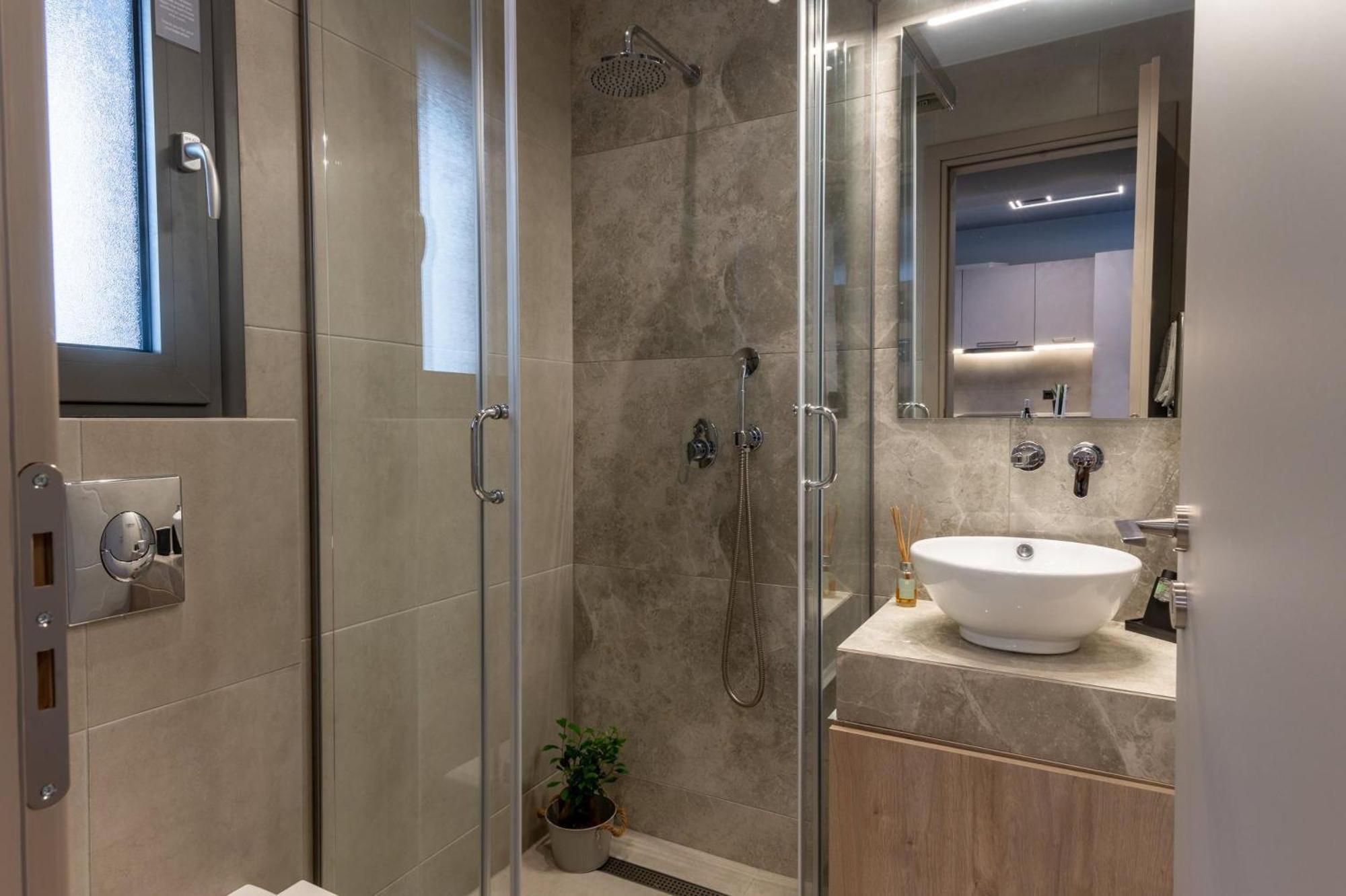 De Bosset Suites Kefalonia アルゴストリオン エクステリア 写真