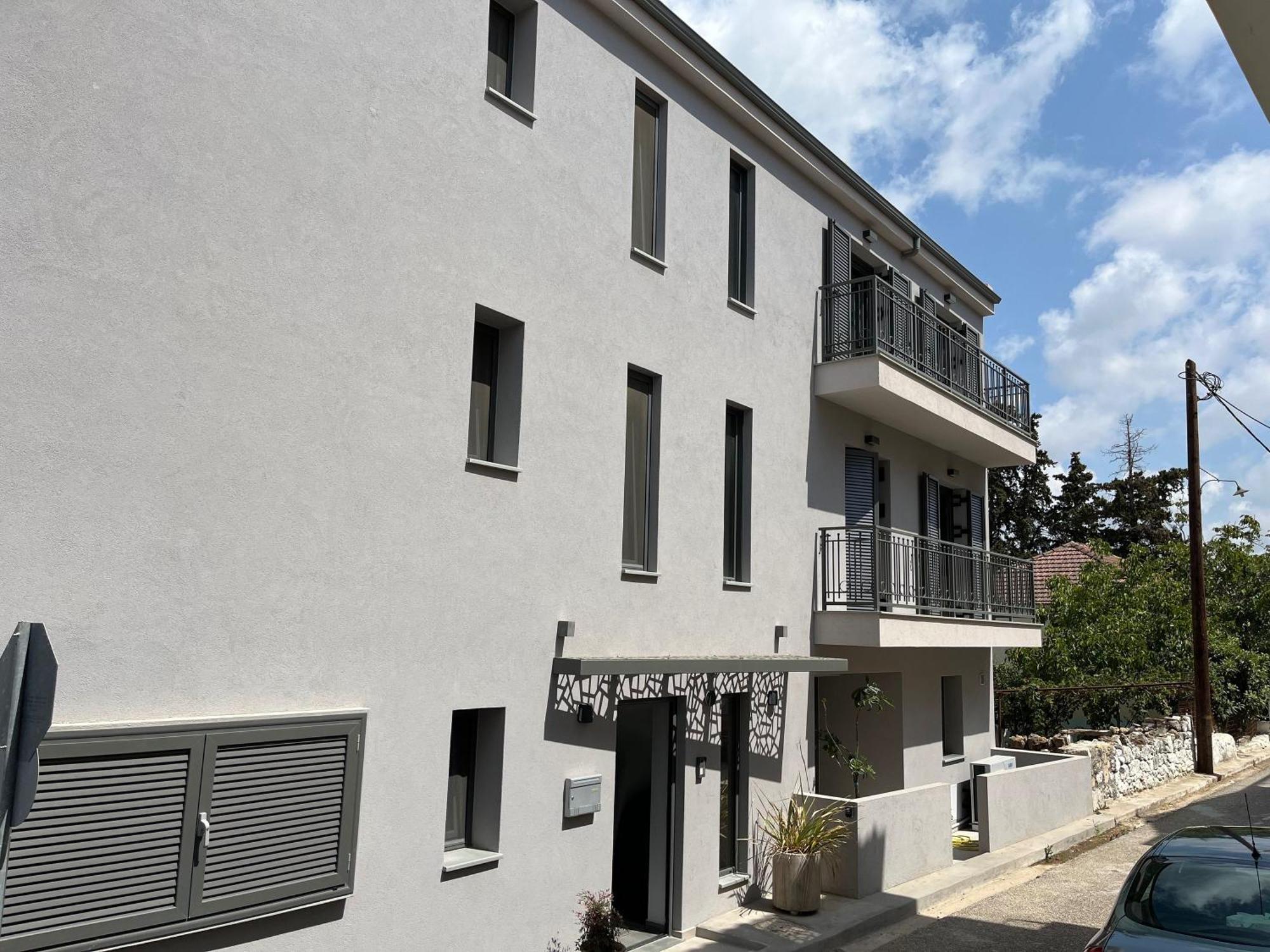 De Bosset Suites Kefalonia アルゴストリオン エクステリア 写真